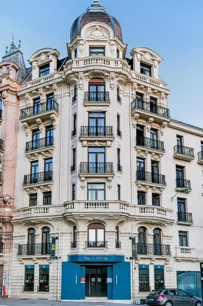 Villa Bougainville by HappyCulture