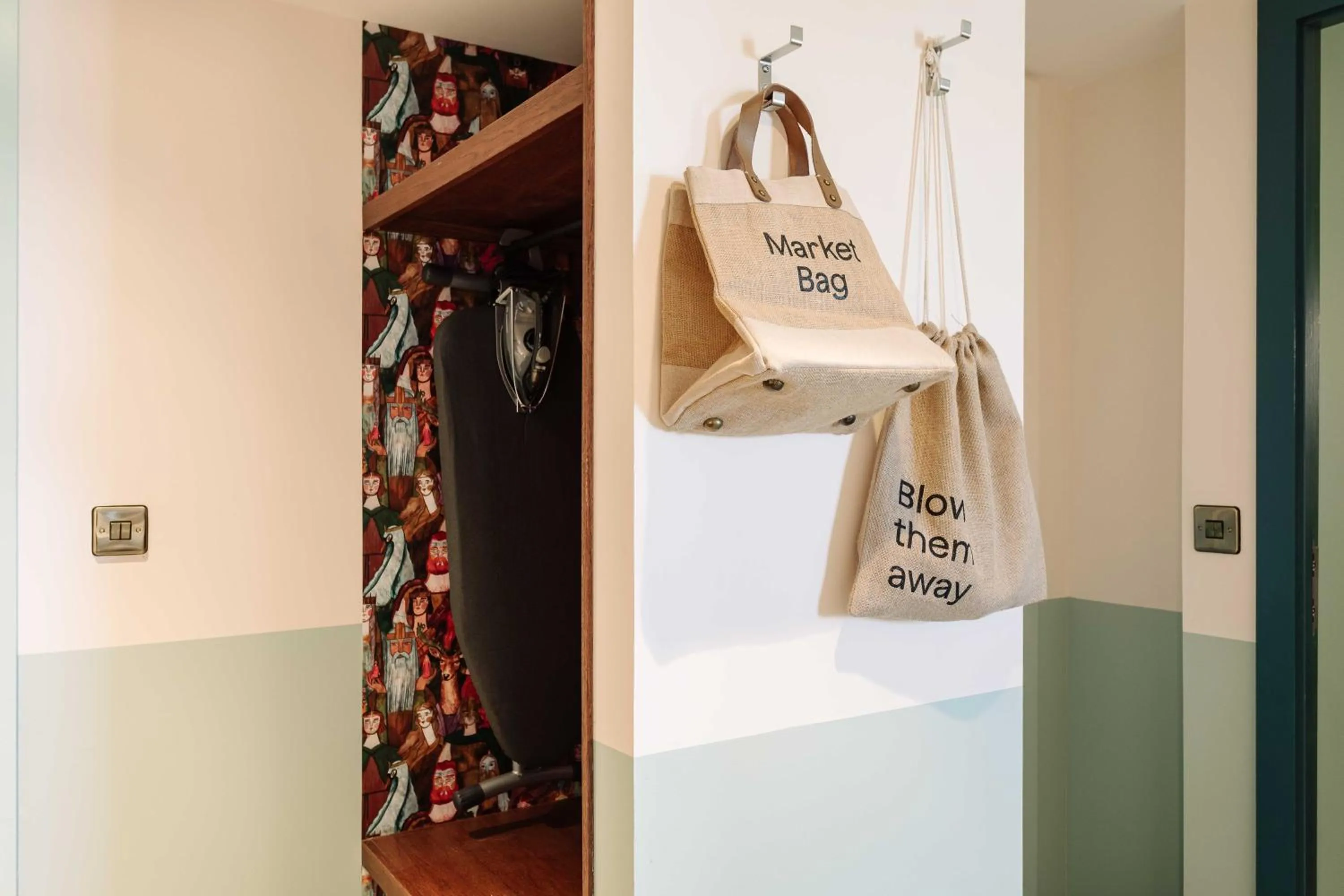 room2 Belfast Hometel