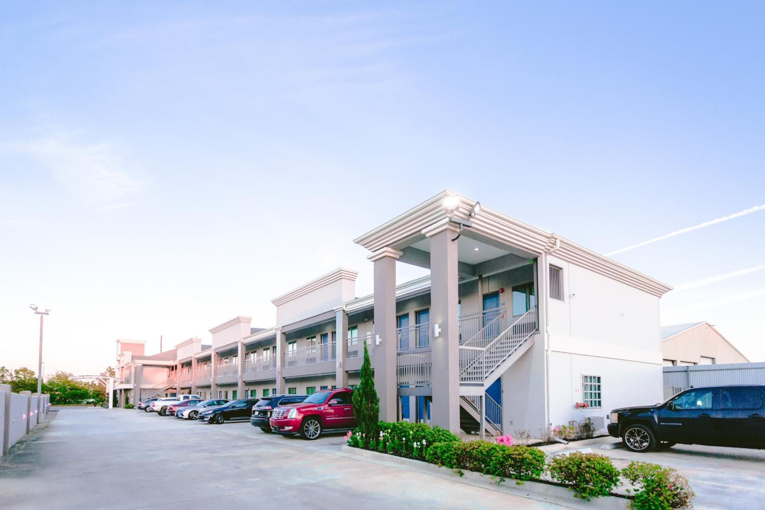 Express Inn - Spring