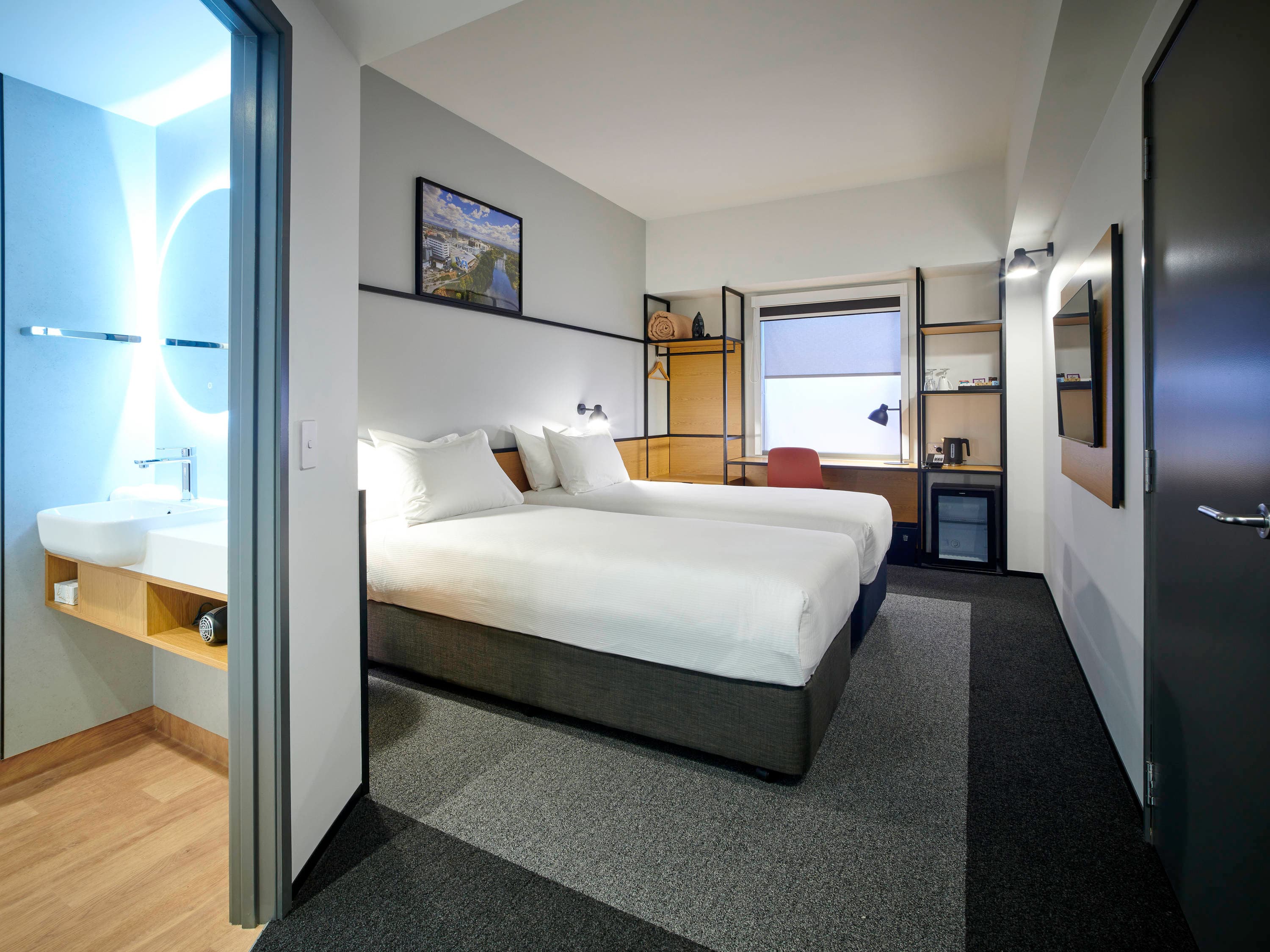 ibis Hamilton Tainui