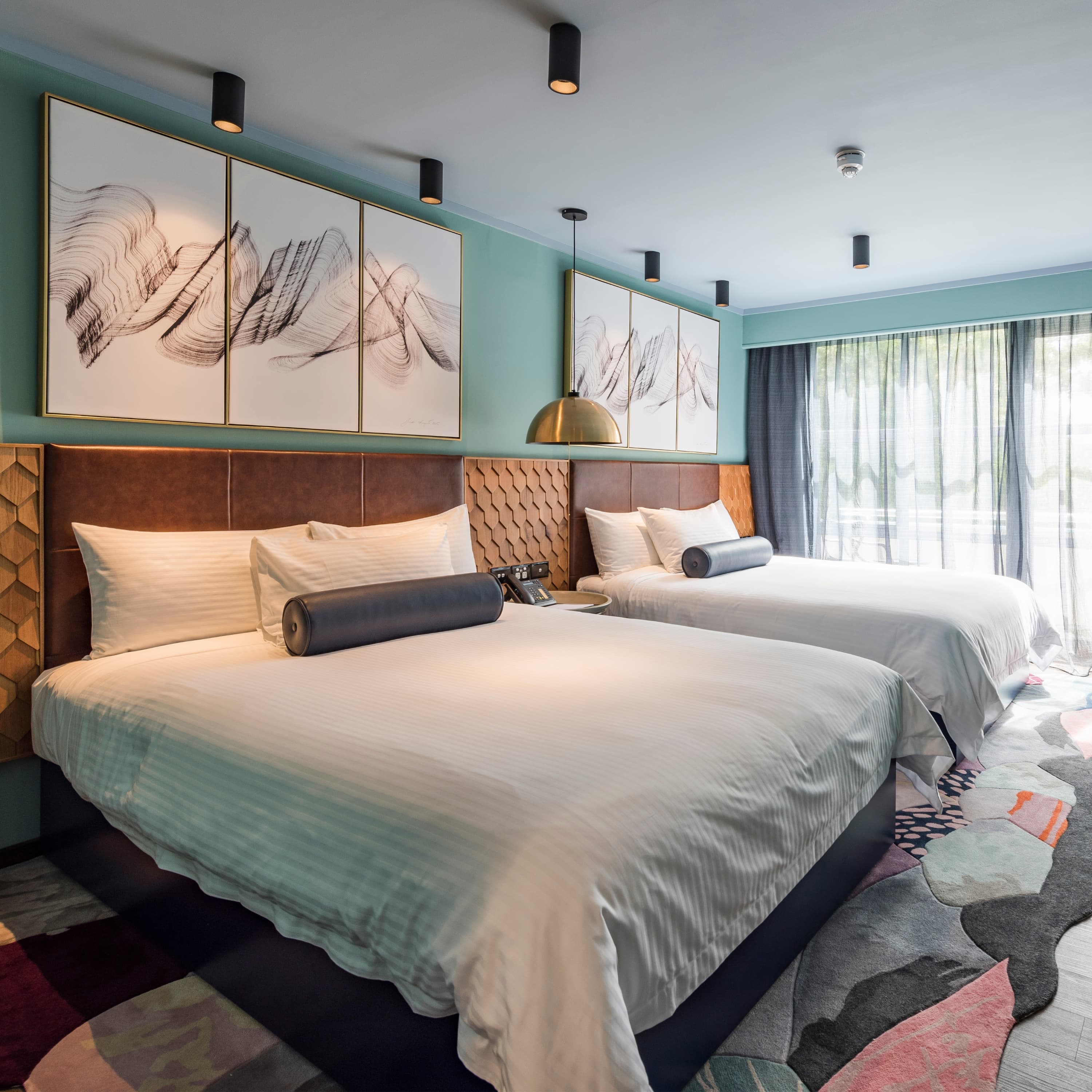 Naumi Auckland Airport