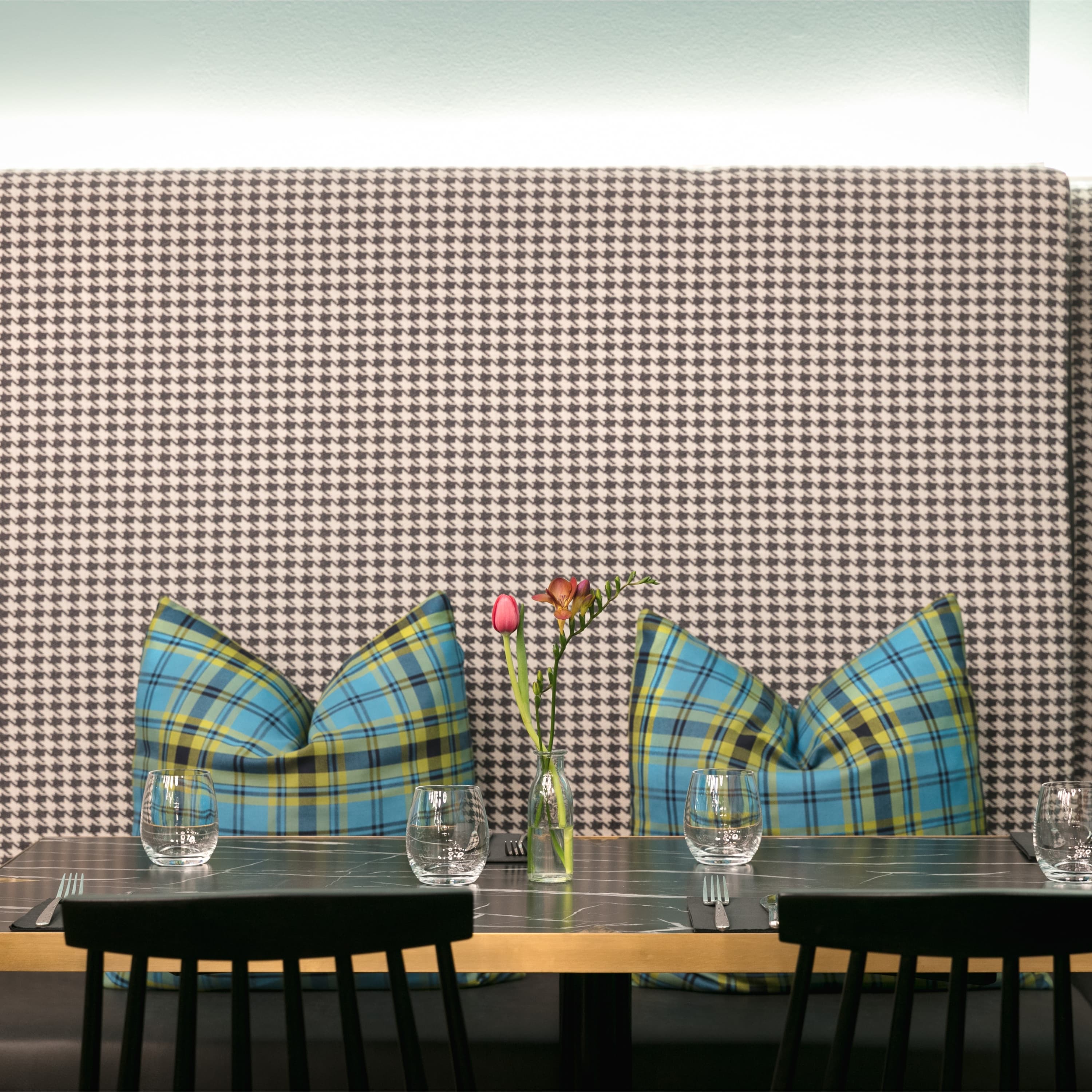 Naumi Auckland Airport