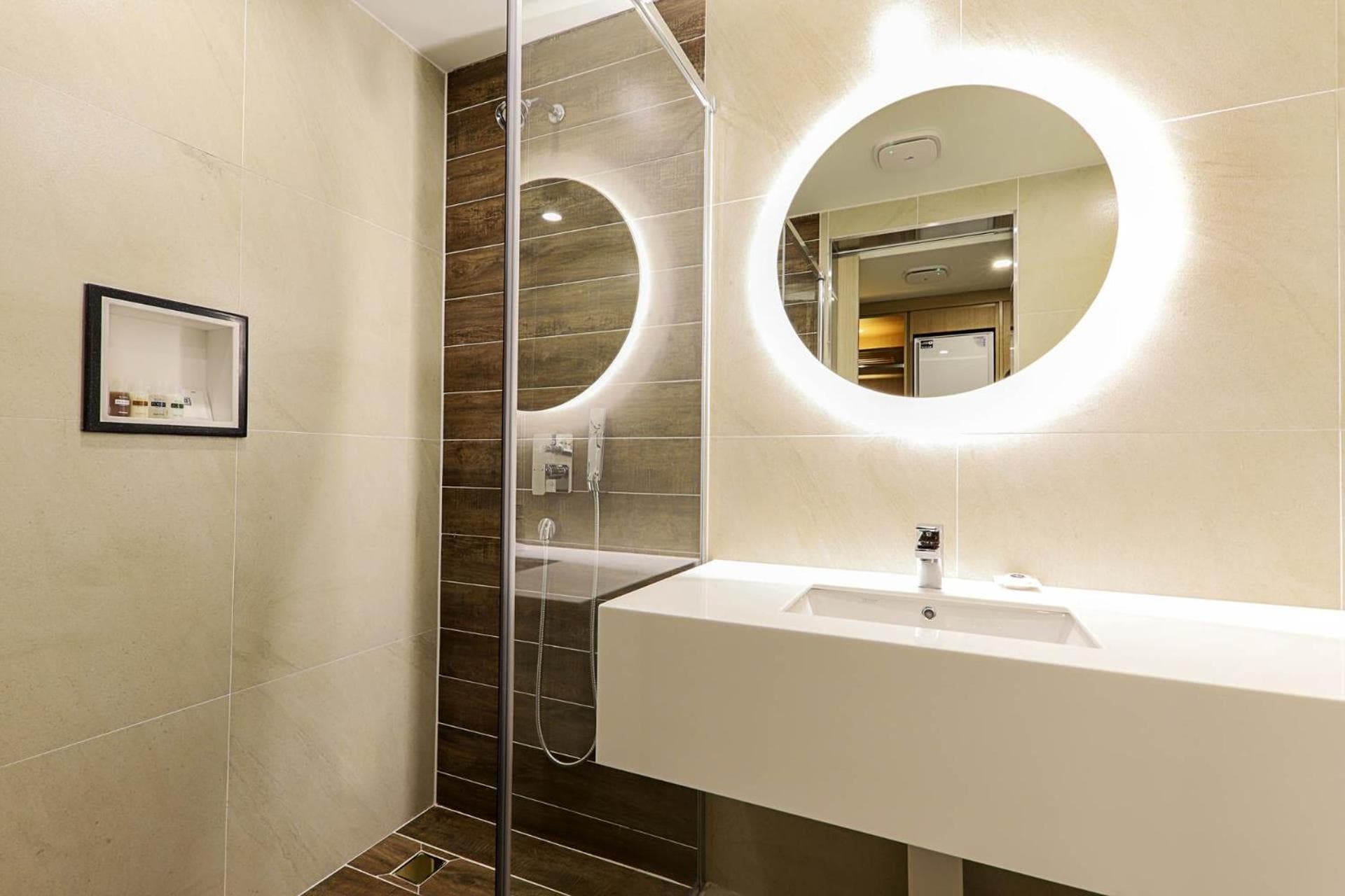 Ocean 2 Heaven Hotel 오션2헤븐