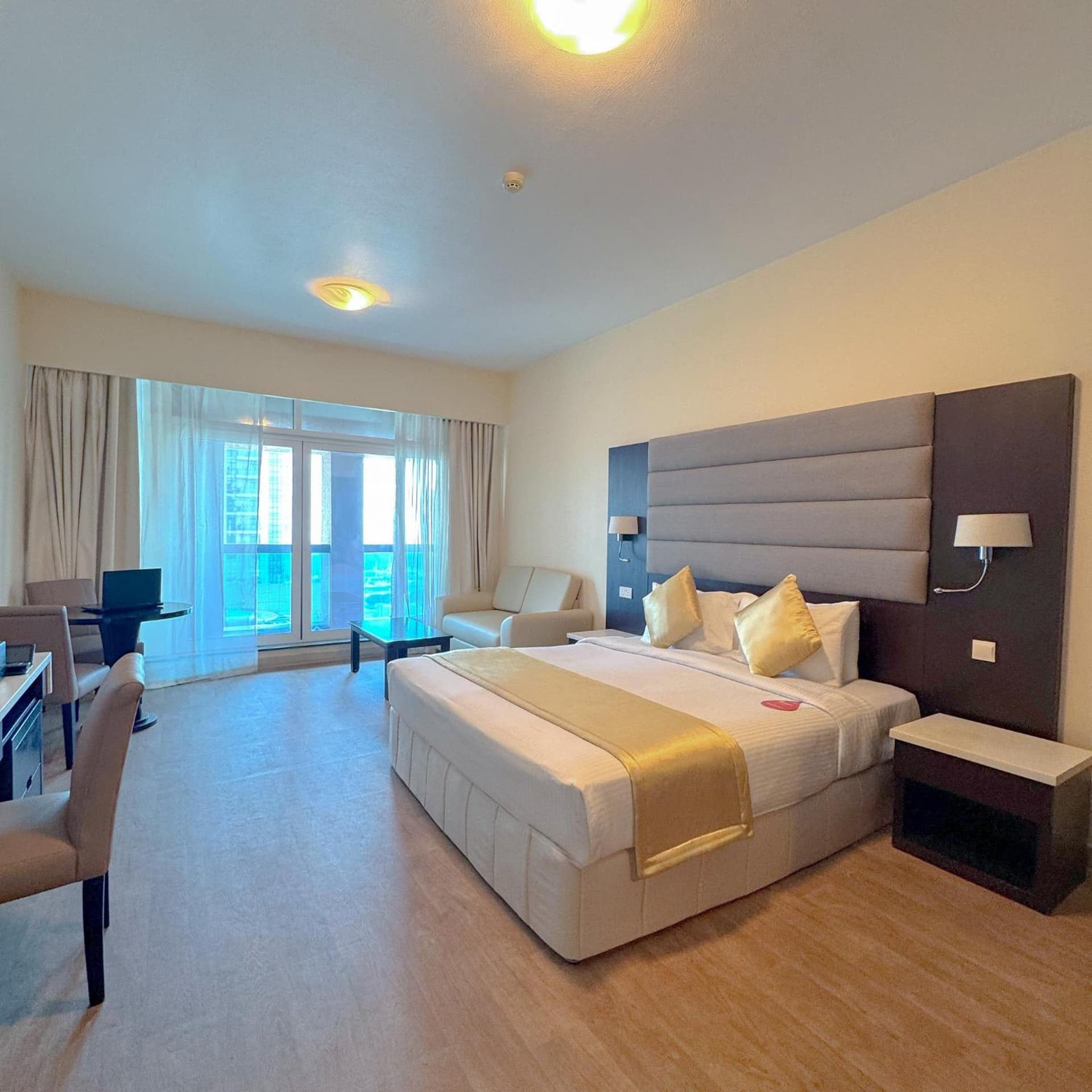Emirates Grand Hotel