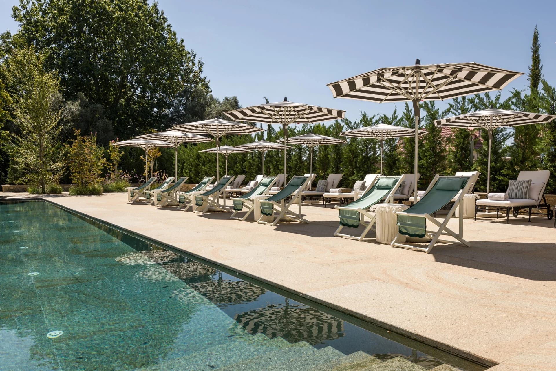 Amoure Hotel