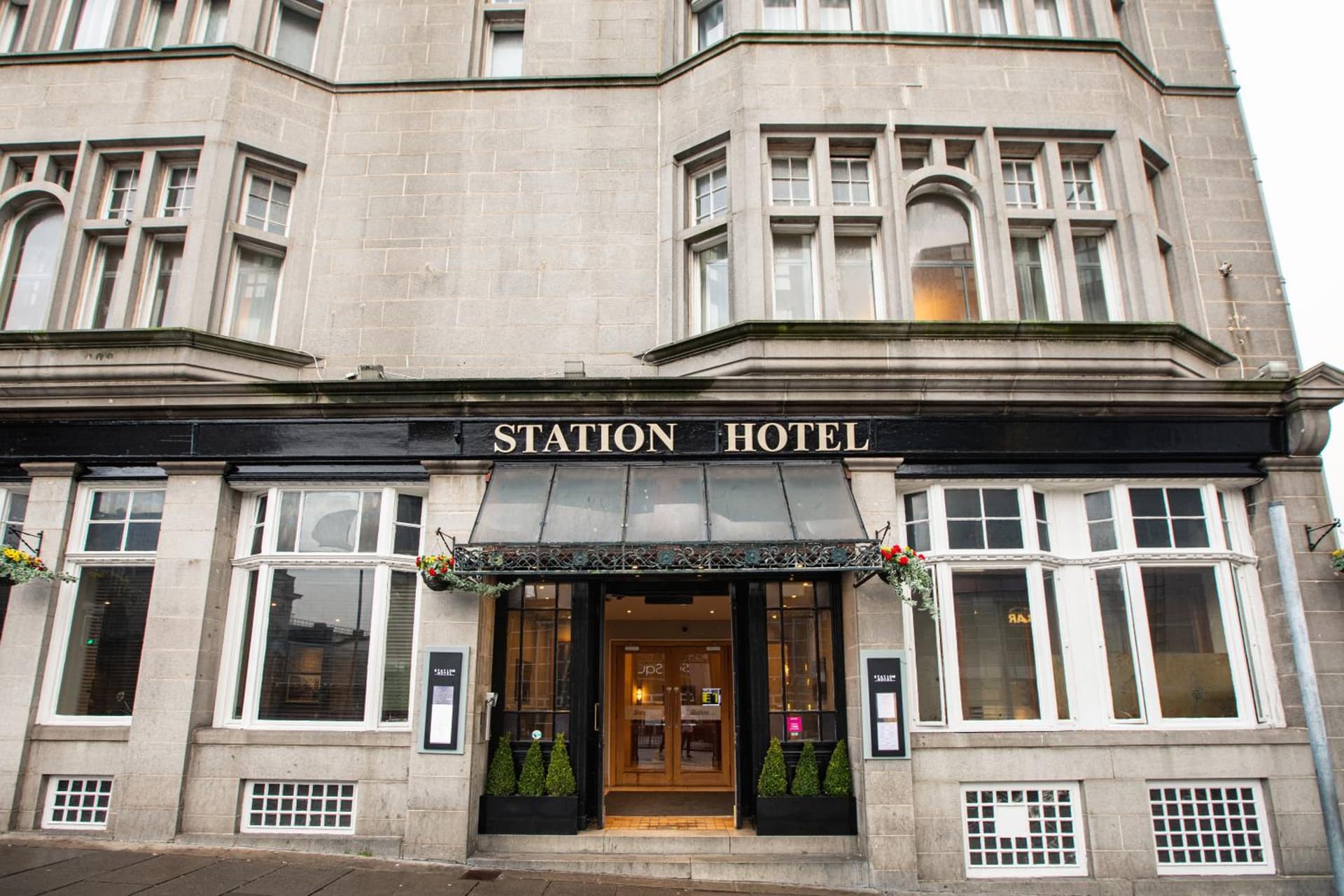 The Station Hotel, Aberdeen
