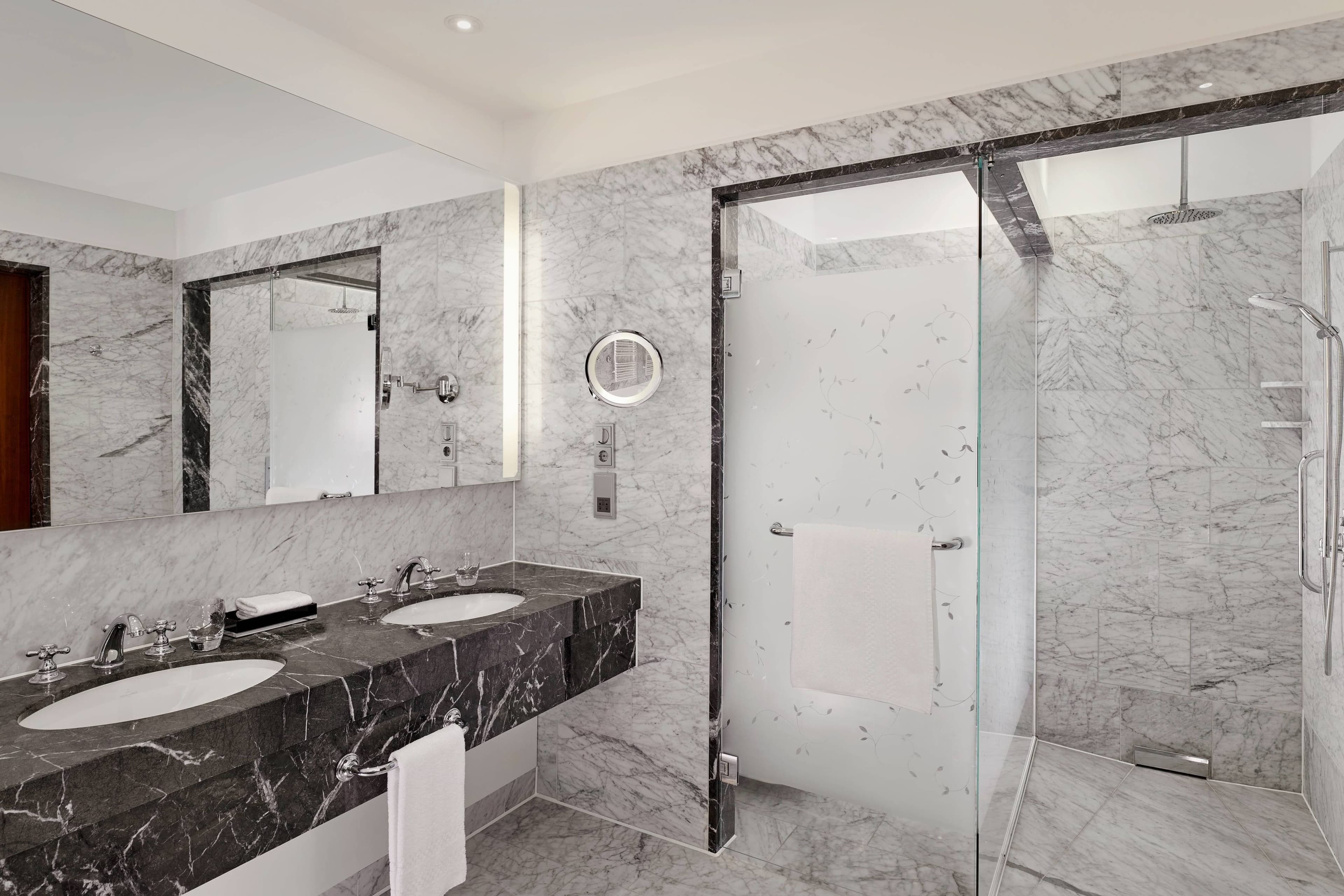 The Ritz-Carlton, Vienna