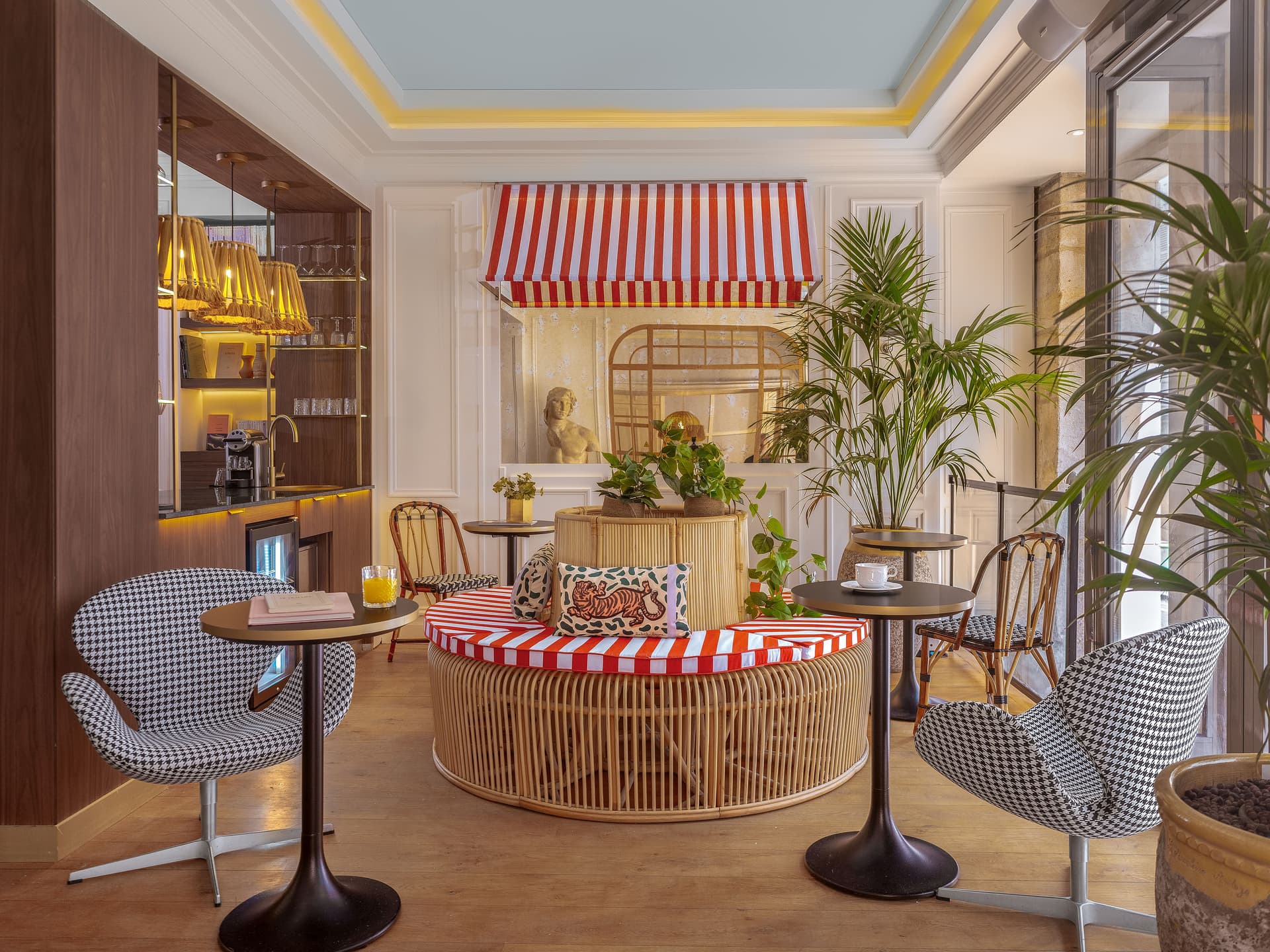 Hôtel Zélie Champs-Elysées