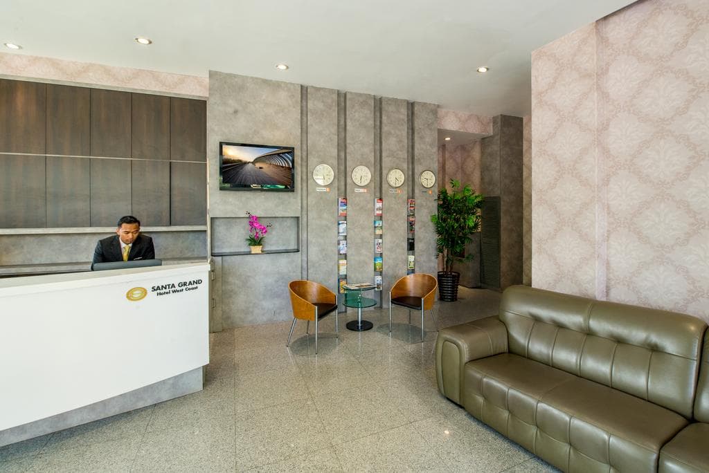 Santa Grand Hotel West Coast