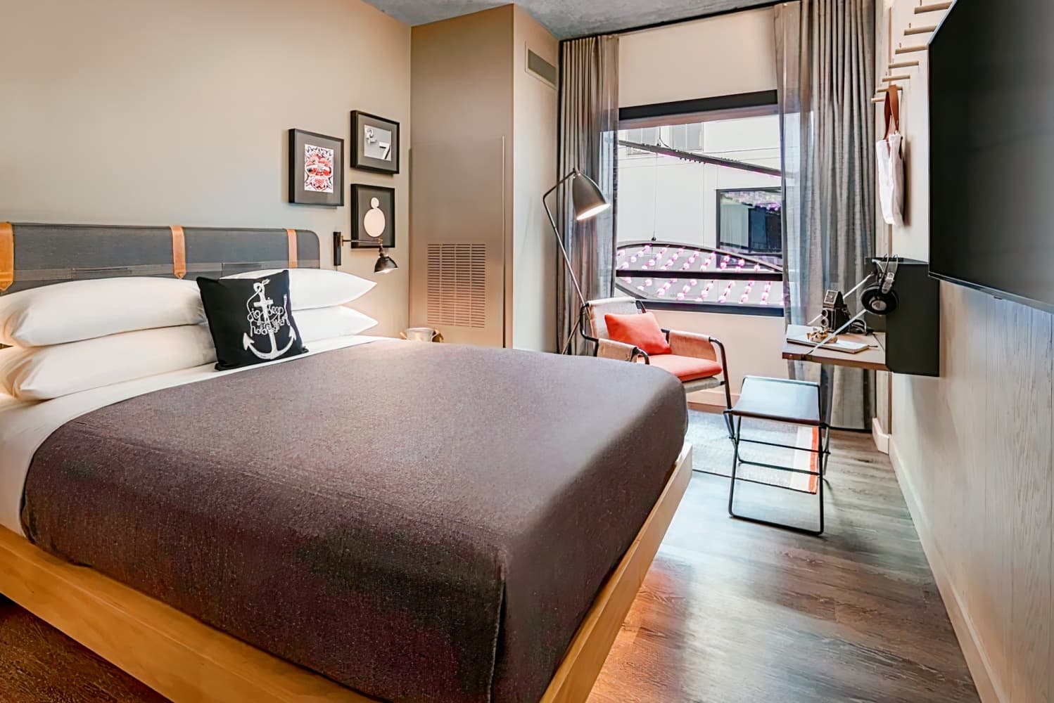 Moxy San Diego Downtown/Gaslamp Quarter