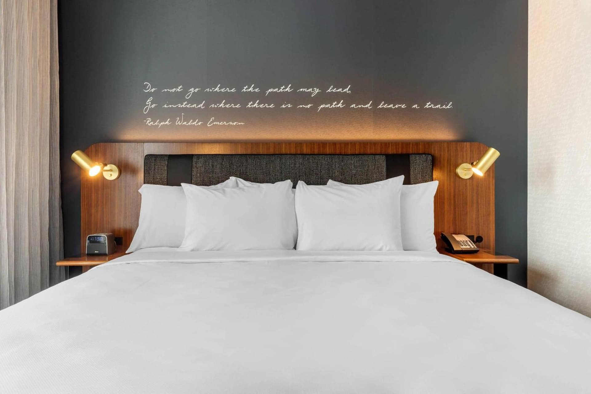Cambria Hotel Boston Downtown - Seaport