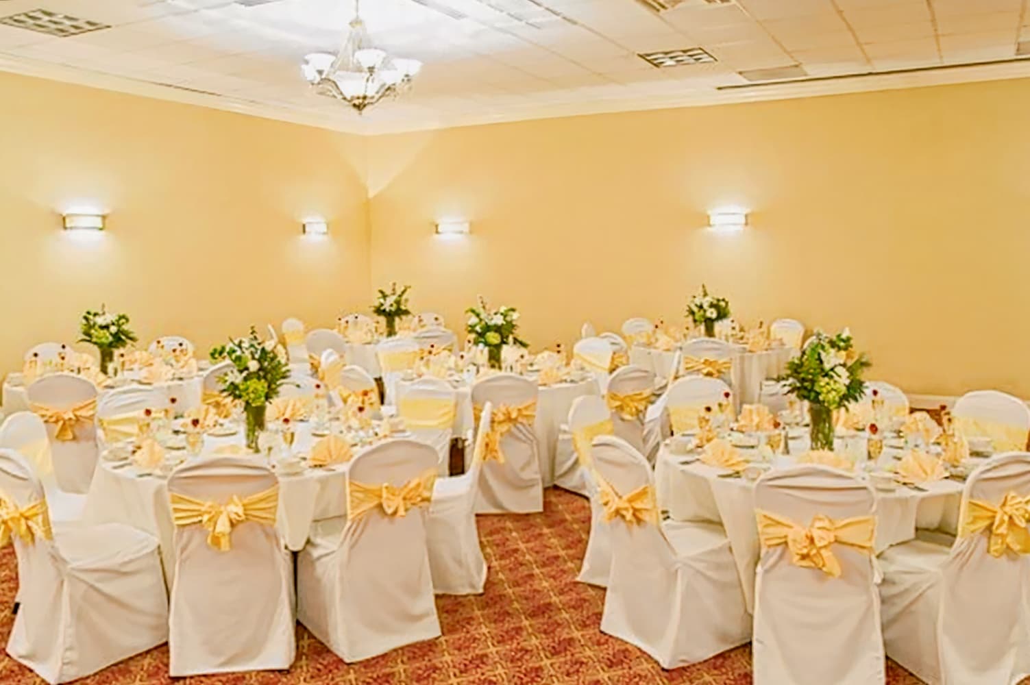 Holiday Inn Boston - Dedham Hotel & Conference Center