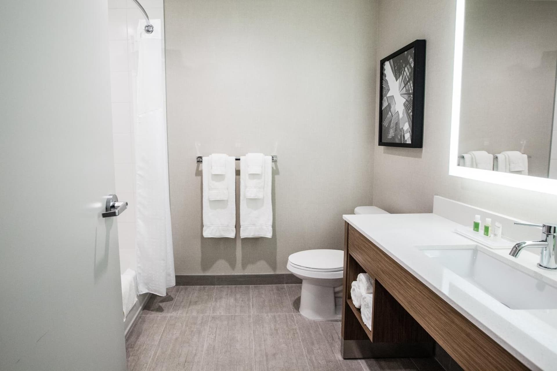Holiday Inn Hotel & Suites Calgary South - Conference Ctr