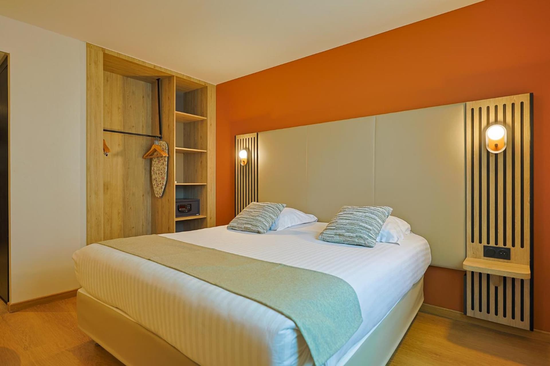 Seven Urban Suites Nantes Centre & Spa