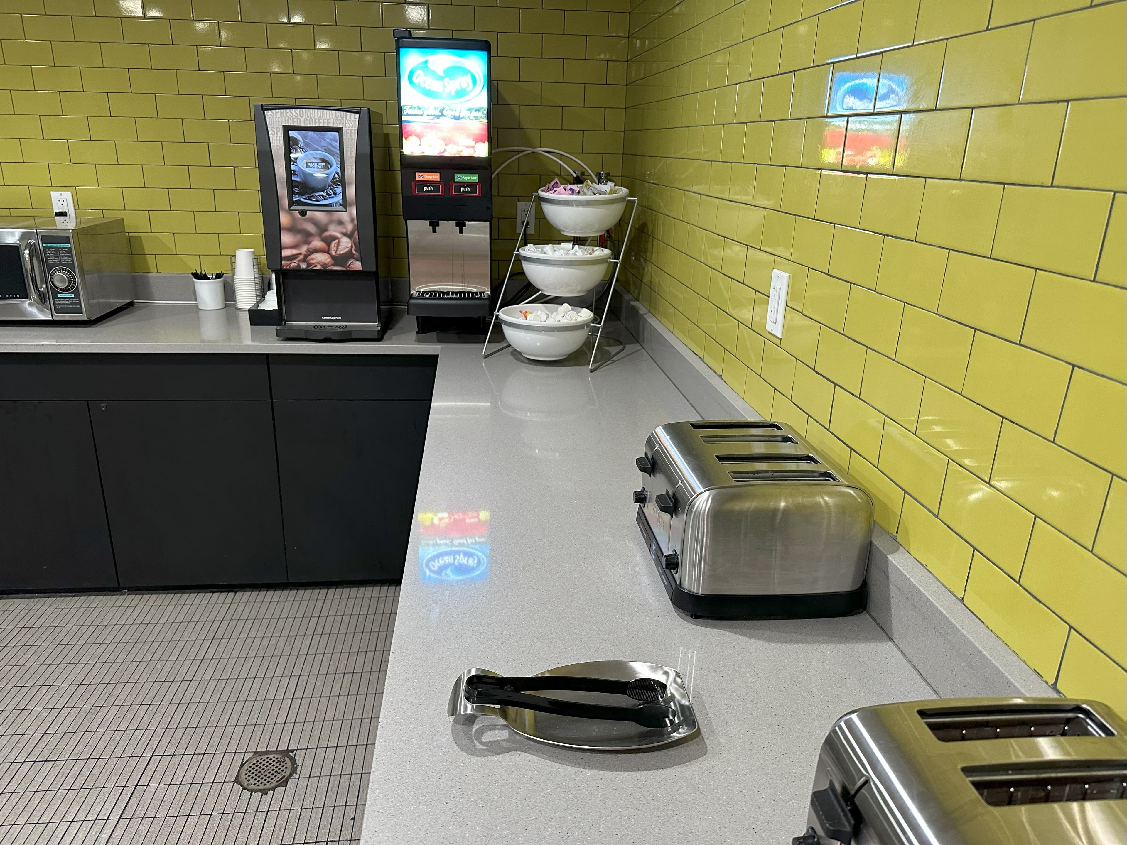 Red Roof PLUS Brooklyn - Flatbush Ave