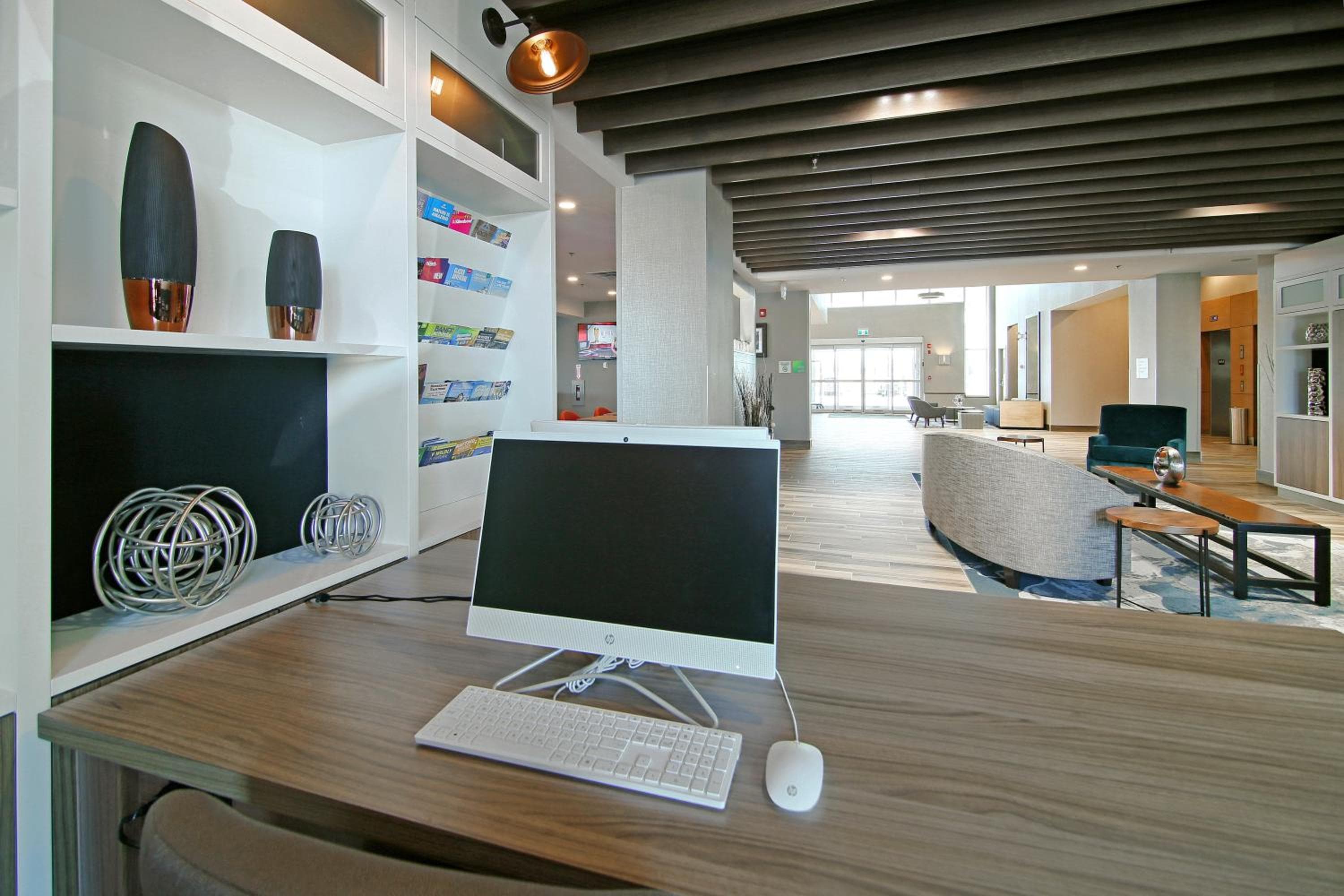 Holiday Inn & Suites Calgary Airport North by IHG