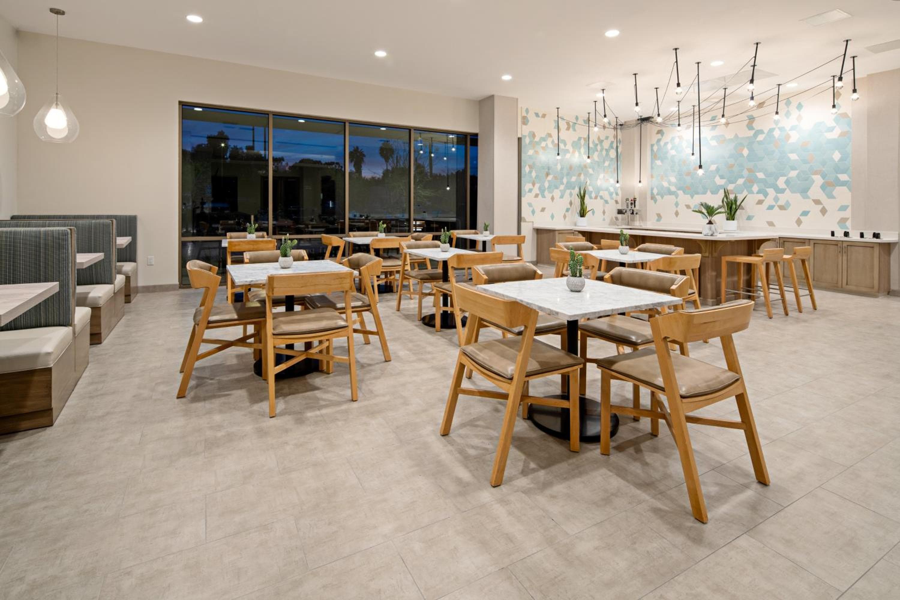 Staybridge Suites - Long Beach Airport, an IHG Hotel