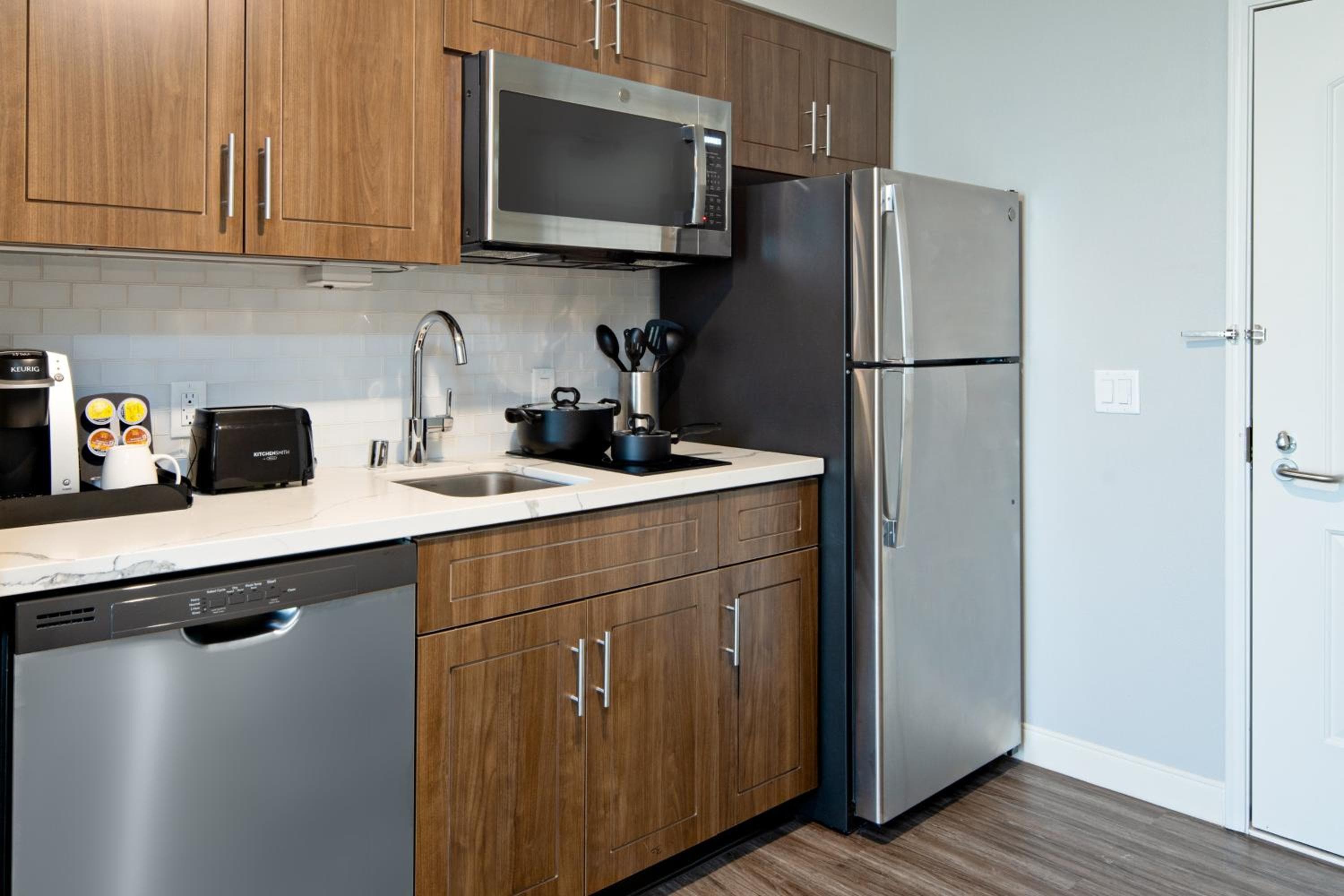 Staybridge Suites - Long Beach Airport, an IHG Hotel