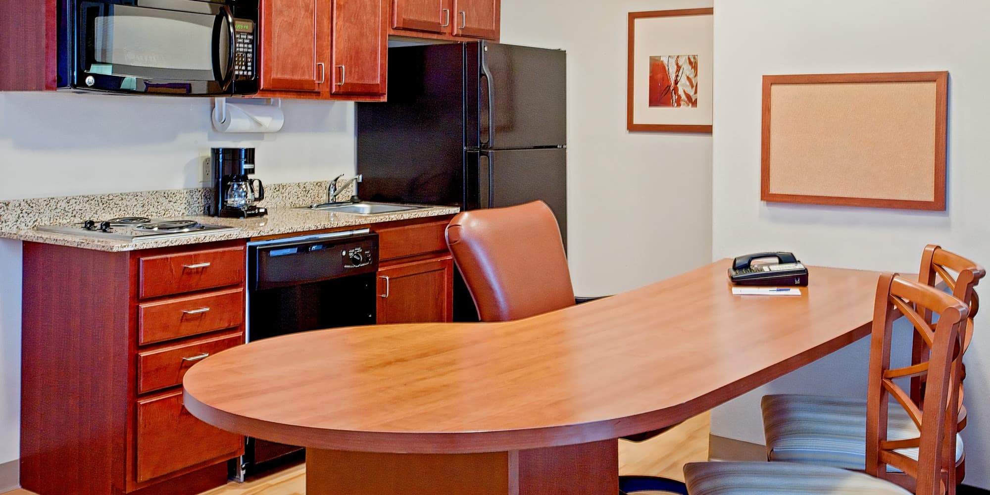 Candlewood Suites Houston Westchase - Westheimer, an IHG Hotel