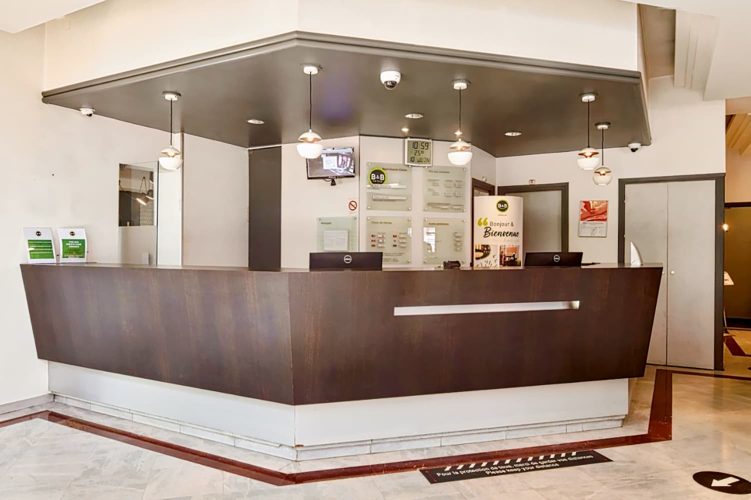 B&B Saint Quentin en Yvelines Centre Gare