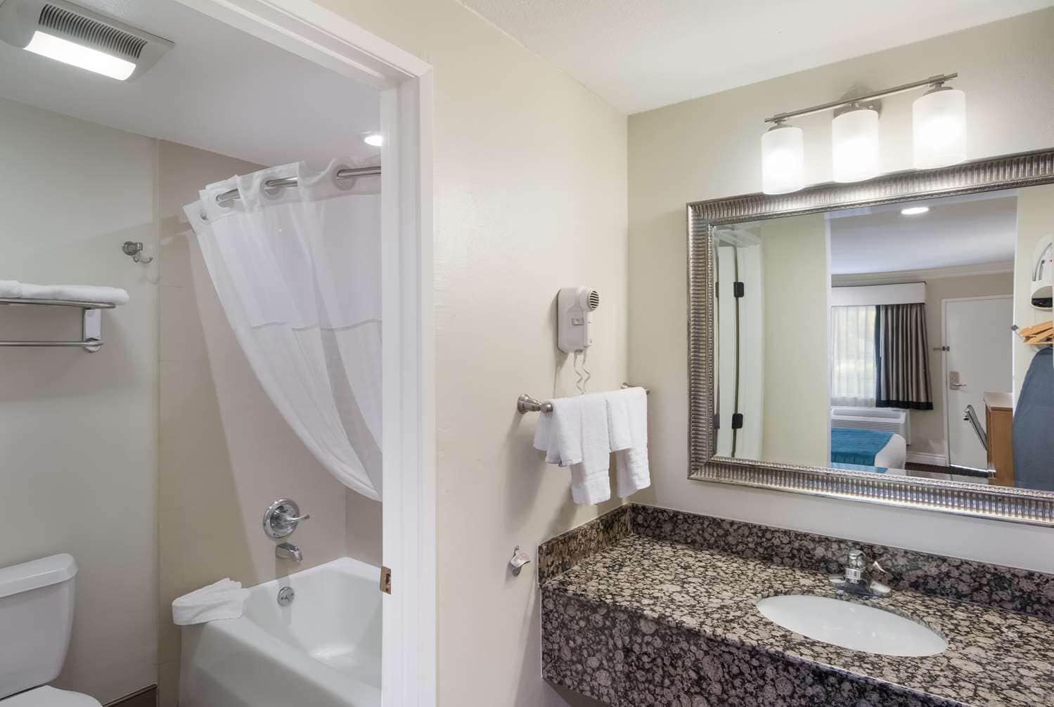Best Western Woodland Hills