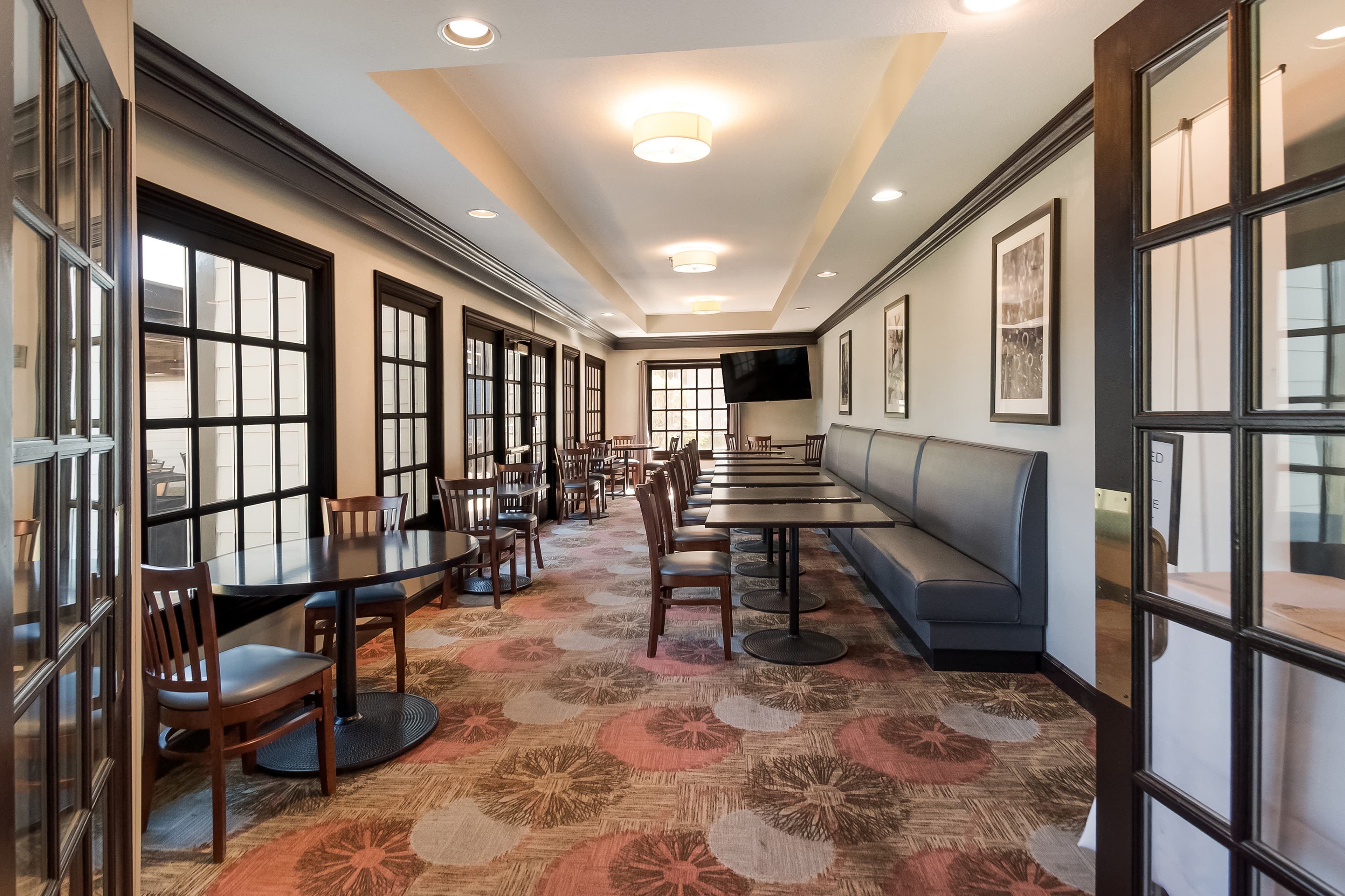 Sonesta ES Suites Dulles Airport