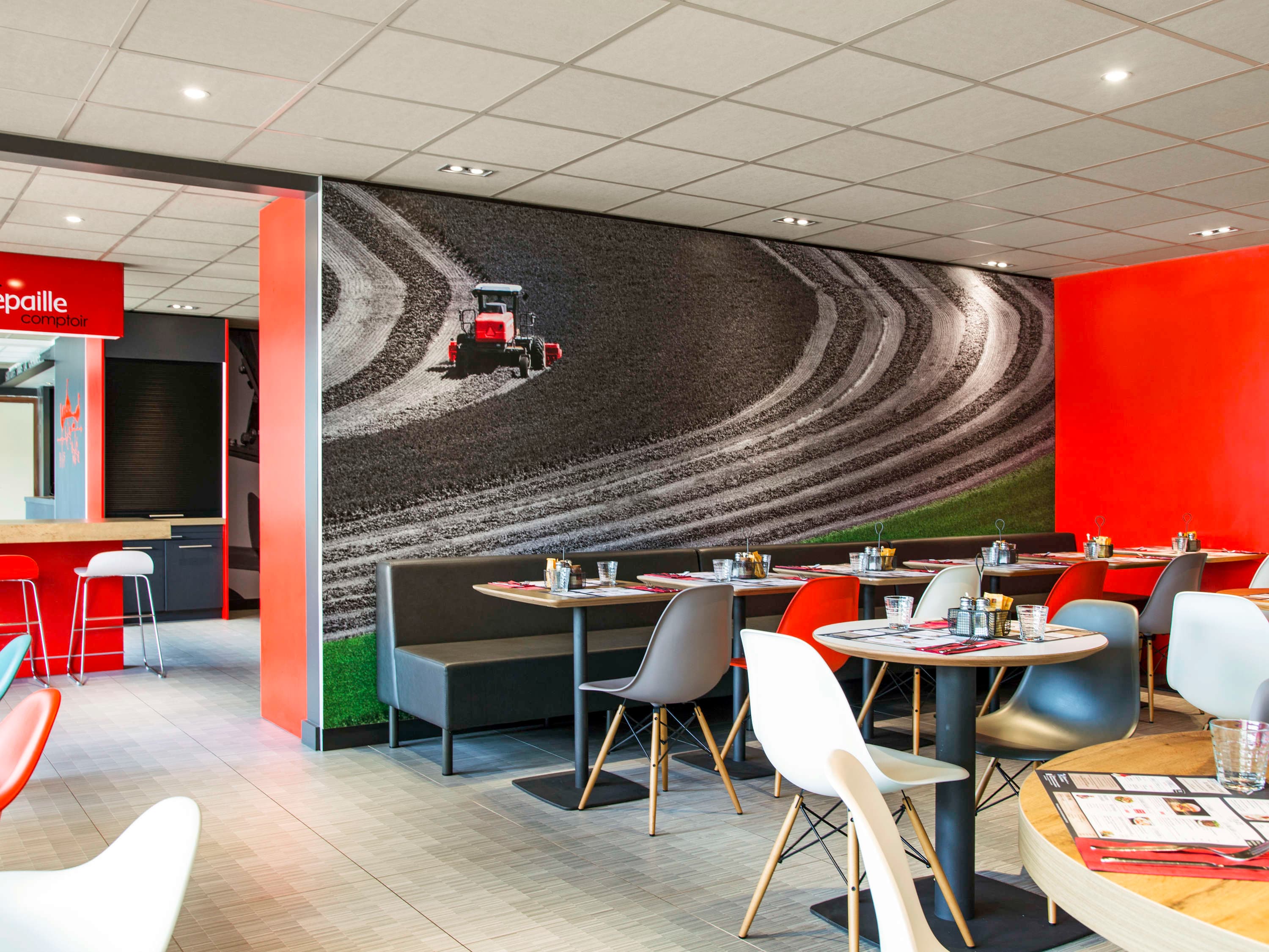 ibis Saint Denis Stade Ouest