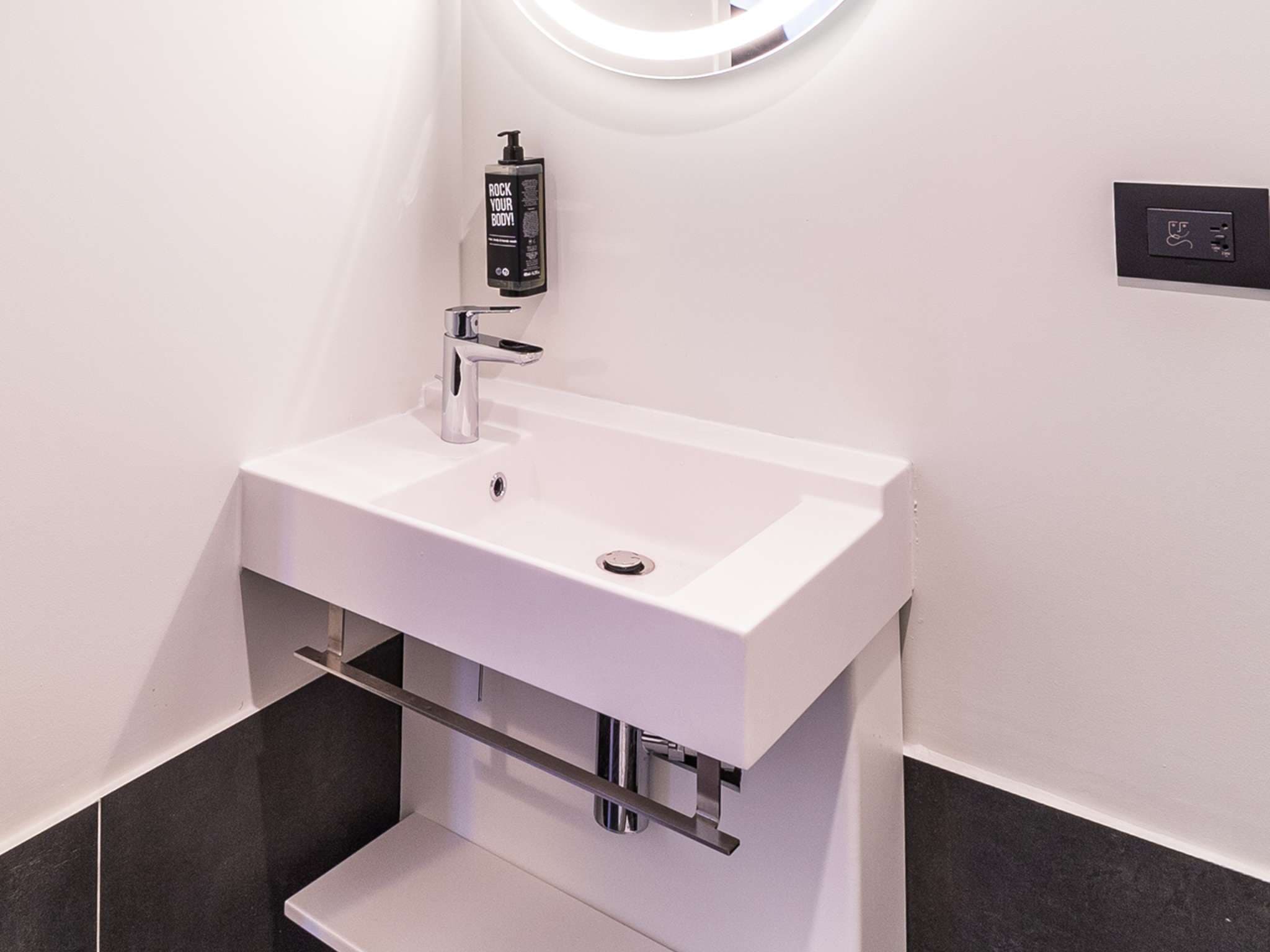 Ibis Roquebrune Cap Martin Menton