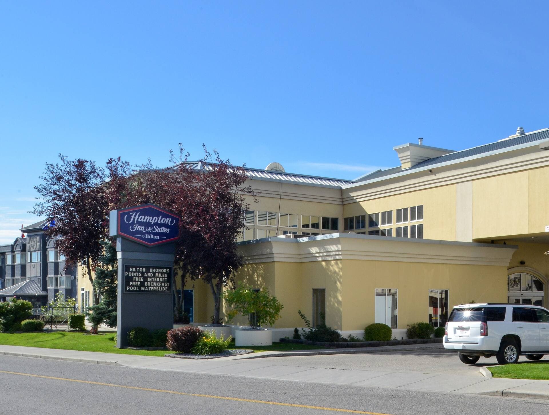 Hampton Inn & Suites by Hilton Calgary University NW