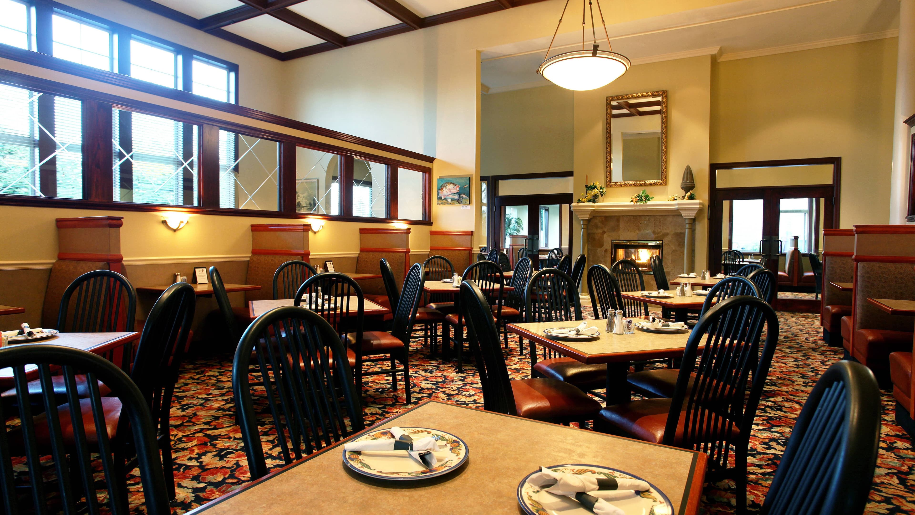 Four Points by Sheraton Portland East