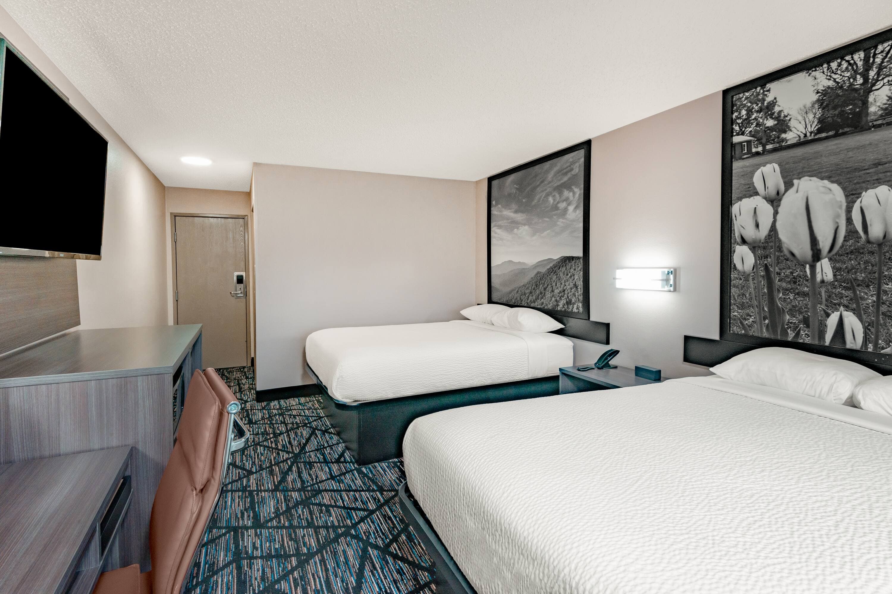 Super 8 by Wyndham Charlottesville