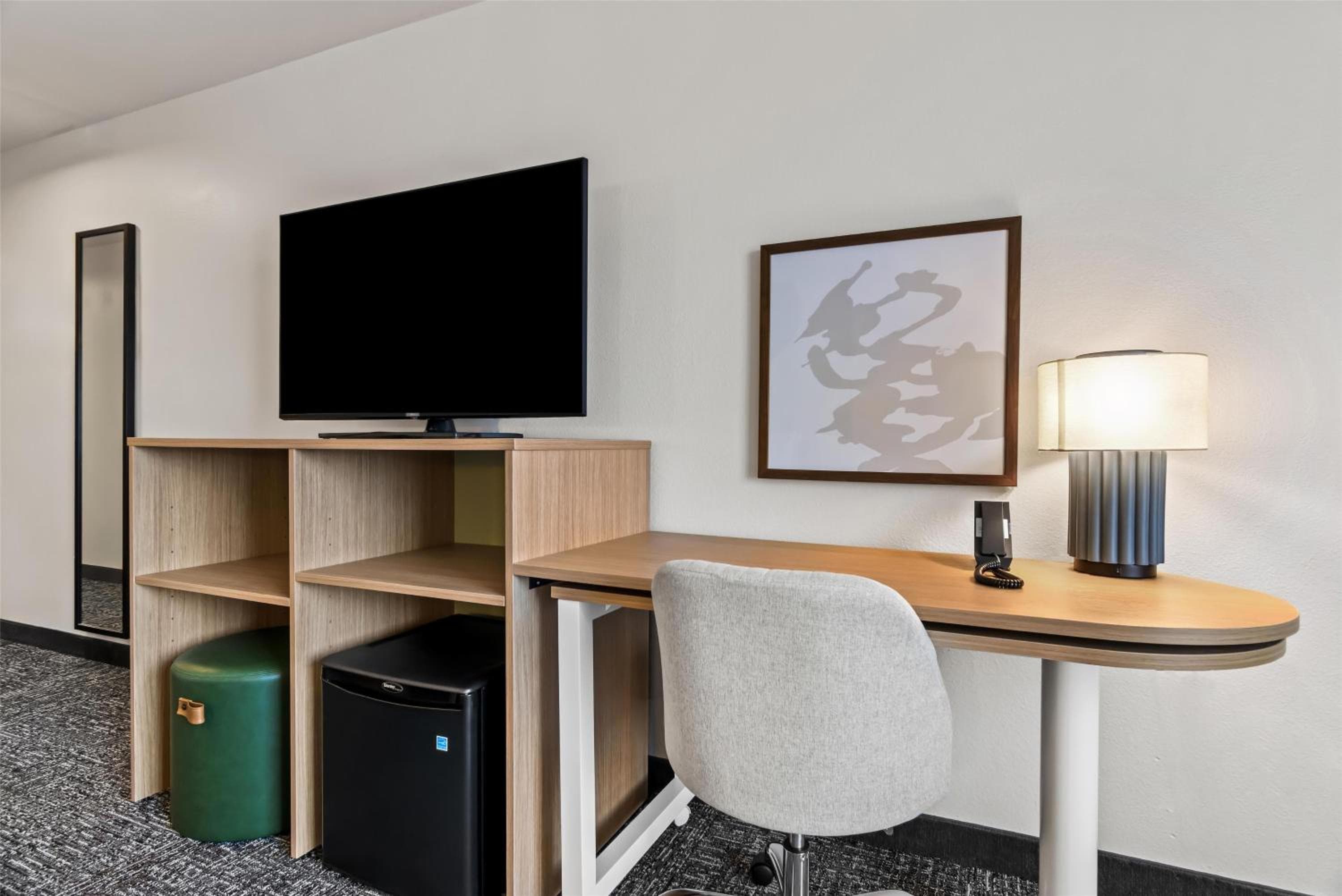 Spark By Hilton Merrillville