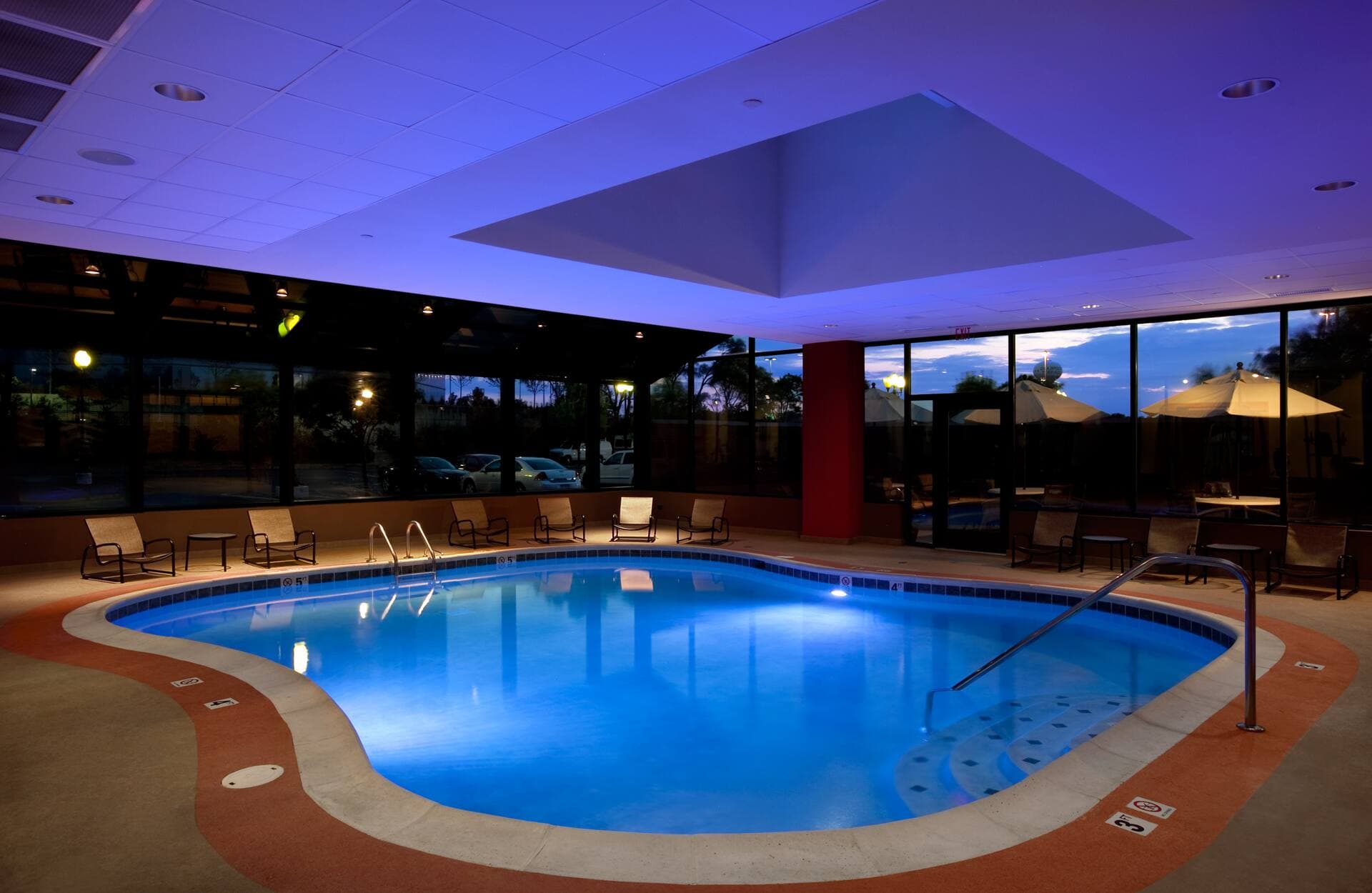 Hilton Suites Chicago/Oakbrook Terrace