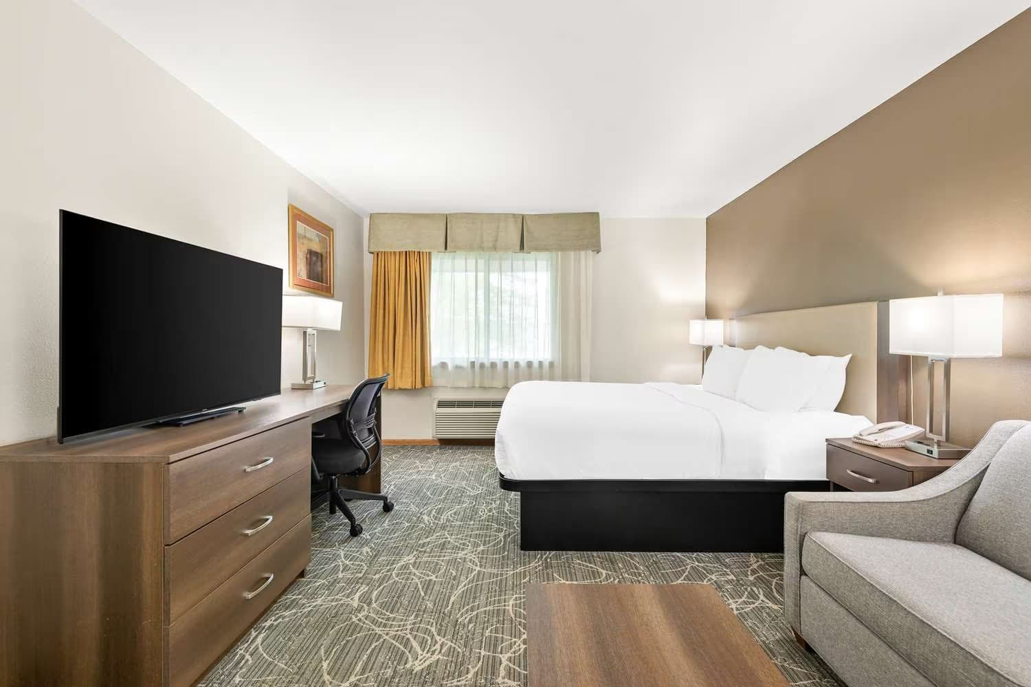 Best Western West Towne Suites