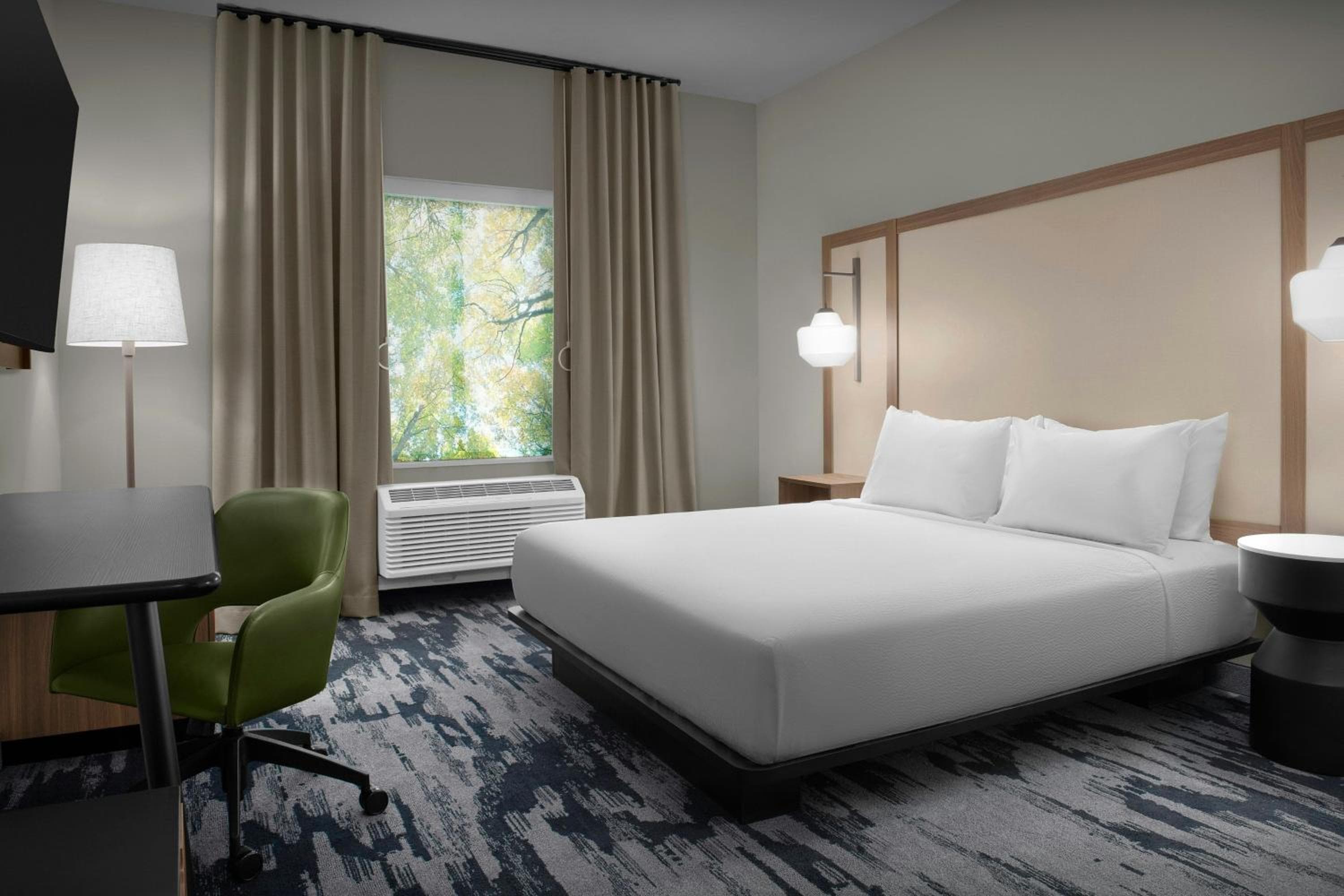 Fairfield Inn & Suites by Marriott Paris