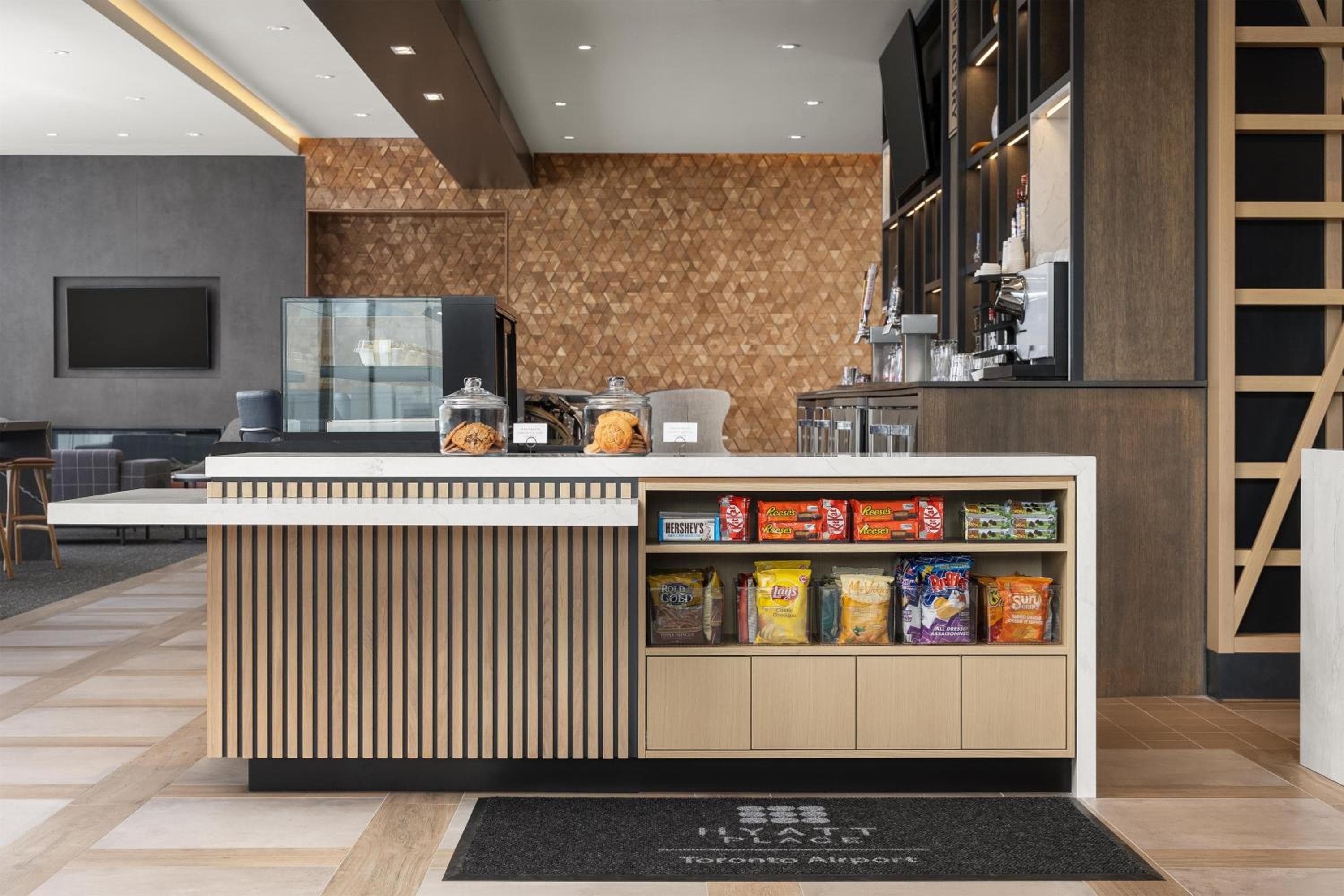 Hyatt Place Toronto Airport