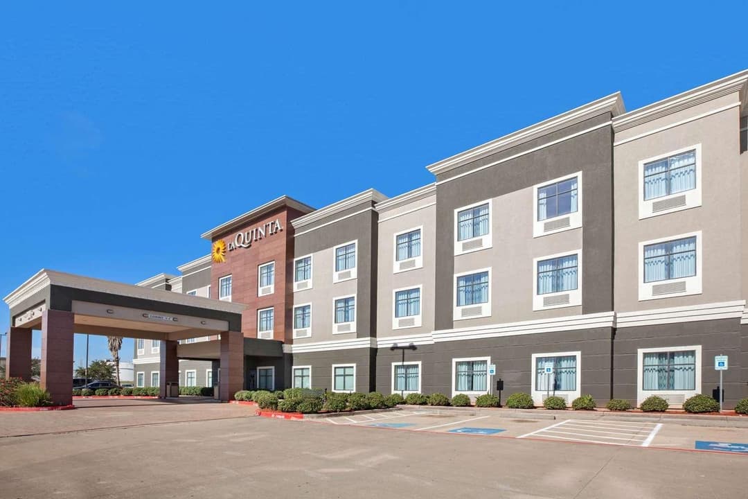 La Quinta Inn & Suites By Wyndham Houston Pasadena North