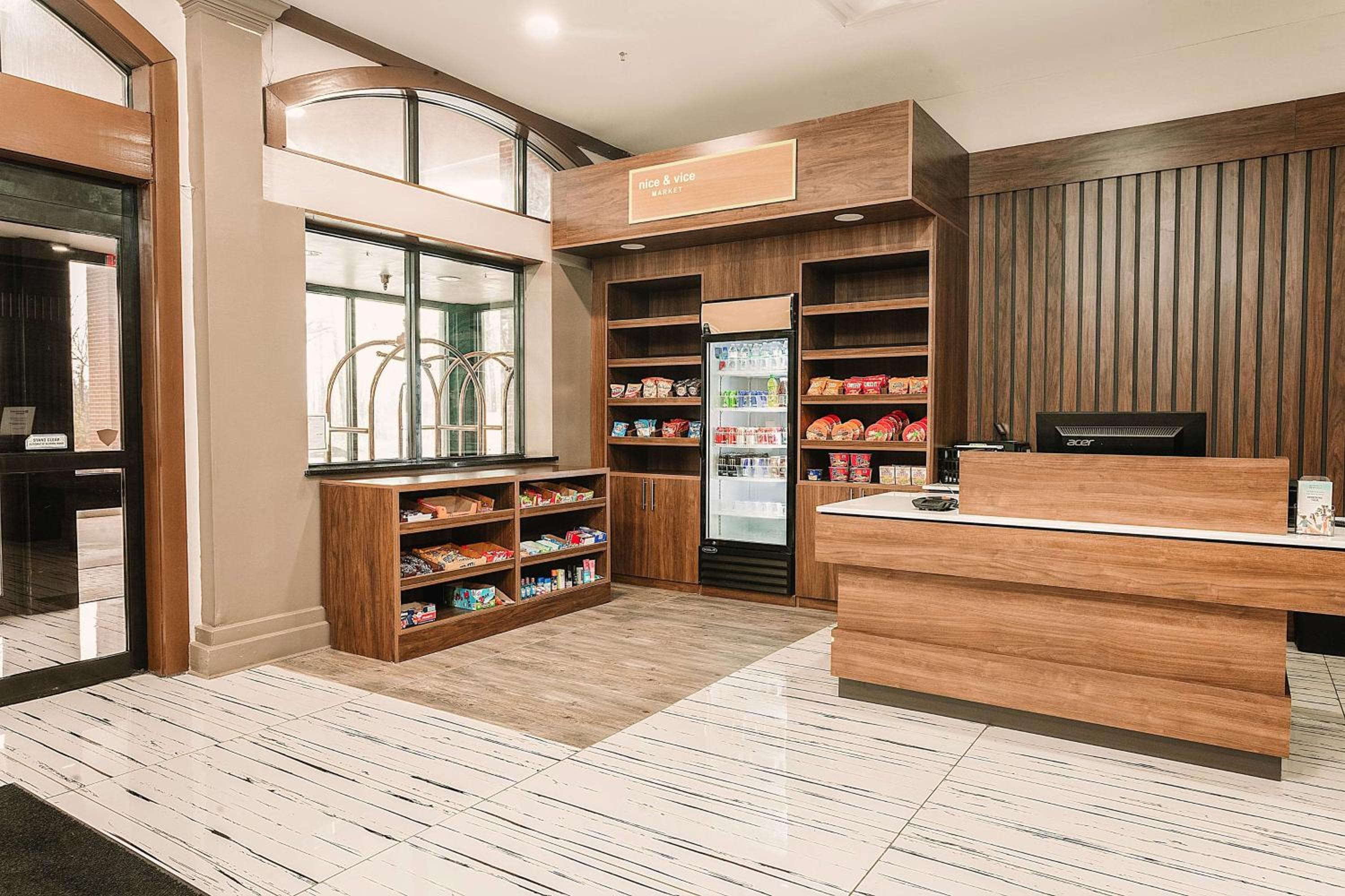 Wyndham Garden Williamsburg Busch Gardens Area