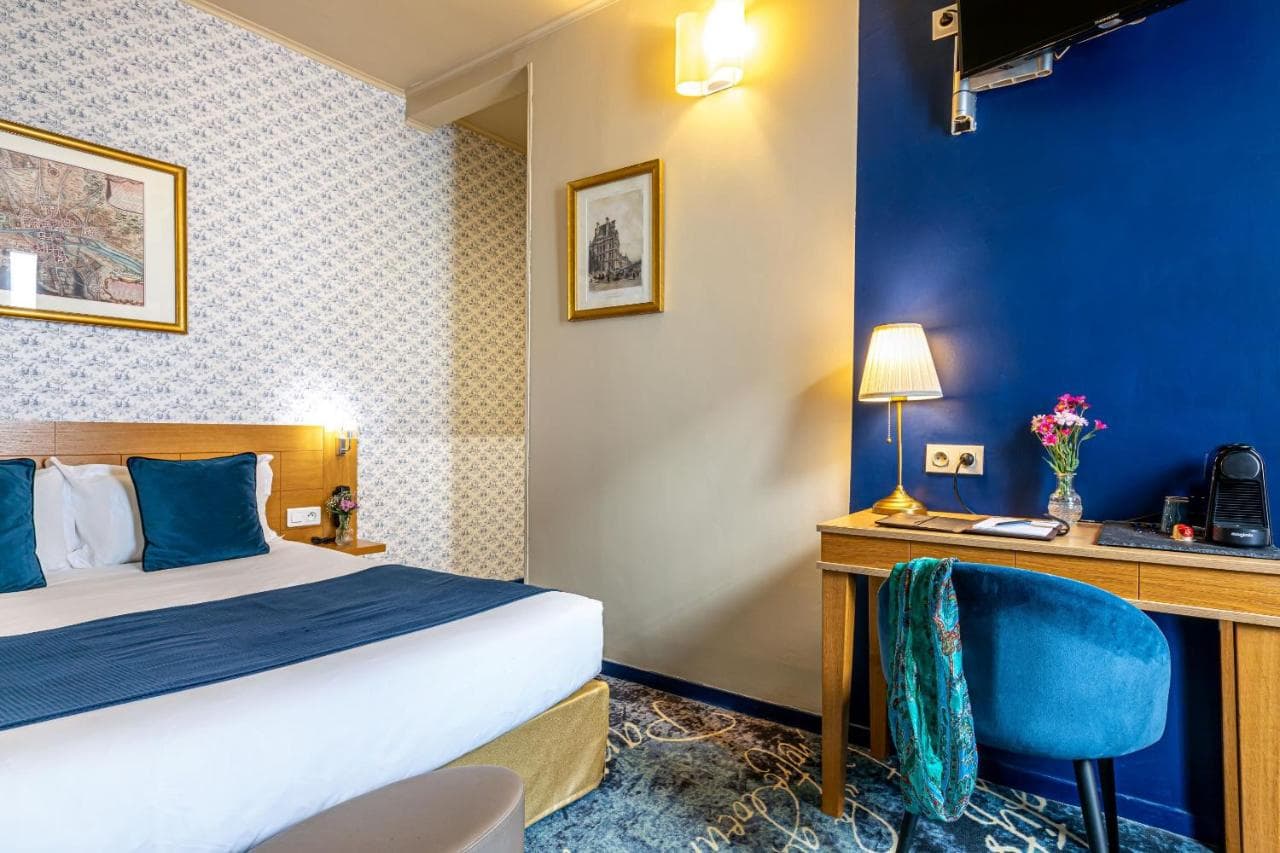 Hotel Romance Malesherbes by Patrick Hayat