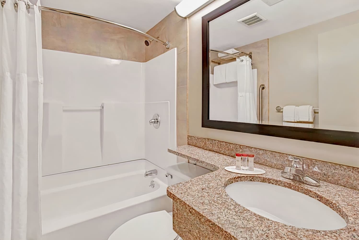 Ramada Staten Island Hotel