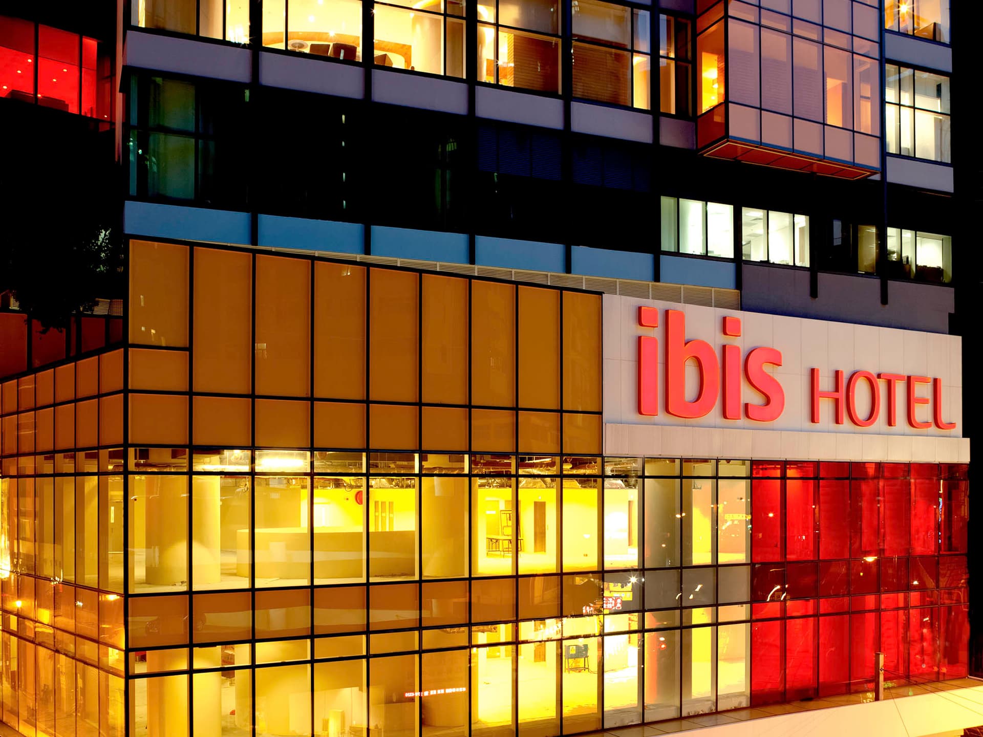 Ibis Hong Kong Central and Sheung Wan Hotel