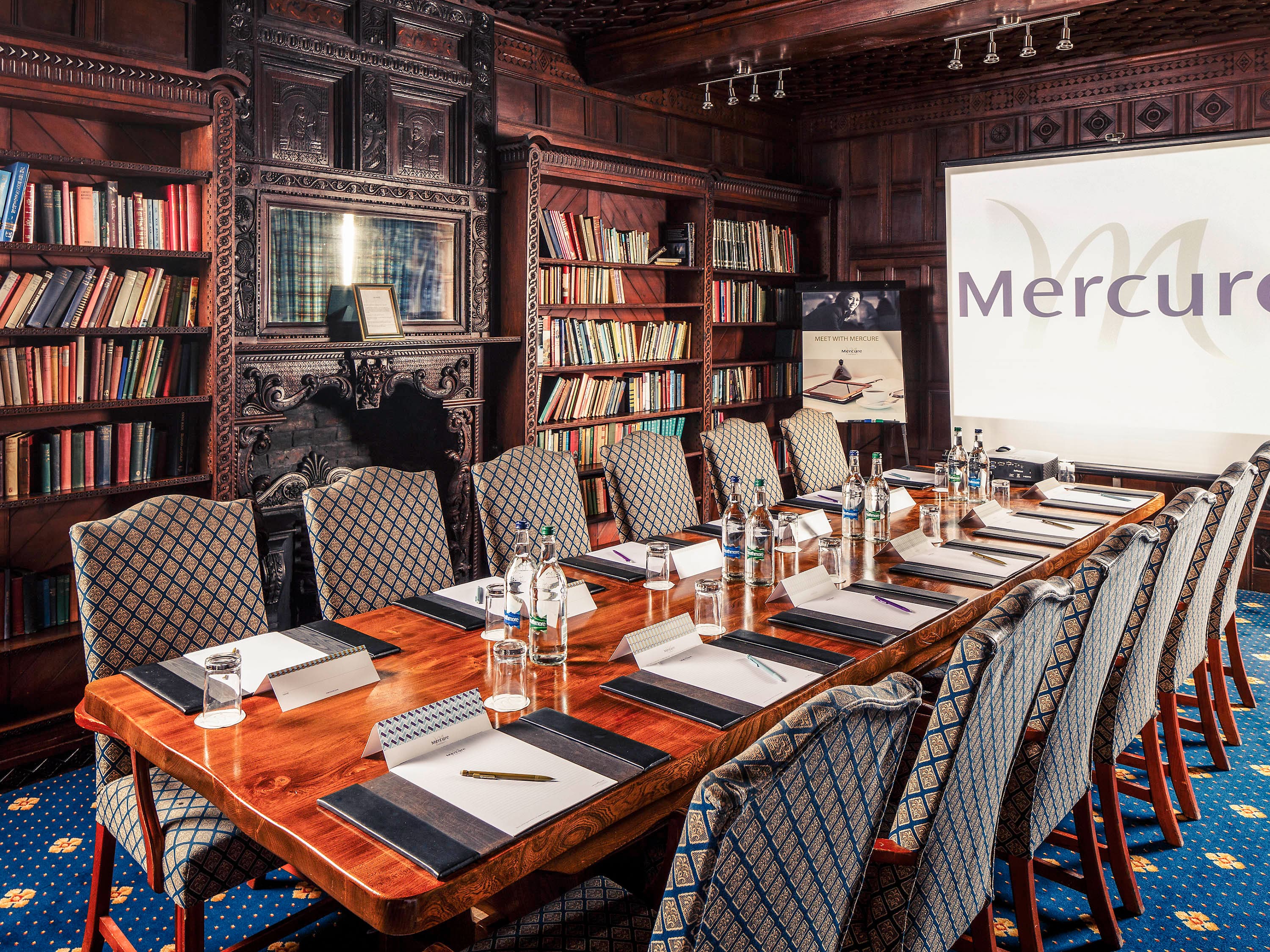 Mercure York Fairfield Manor Hotel
